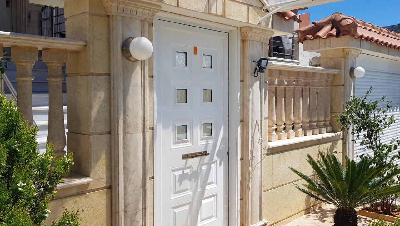 Renovated Lovely Apartment Near Airport & Sea Porto Rafti Exterior photo