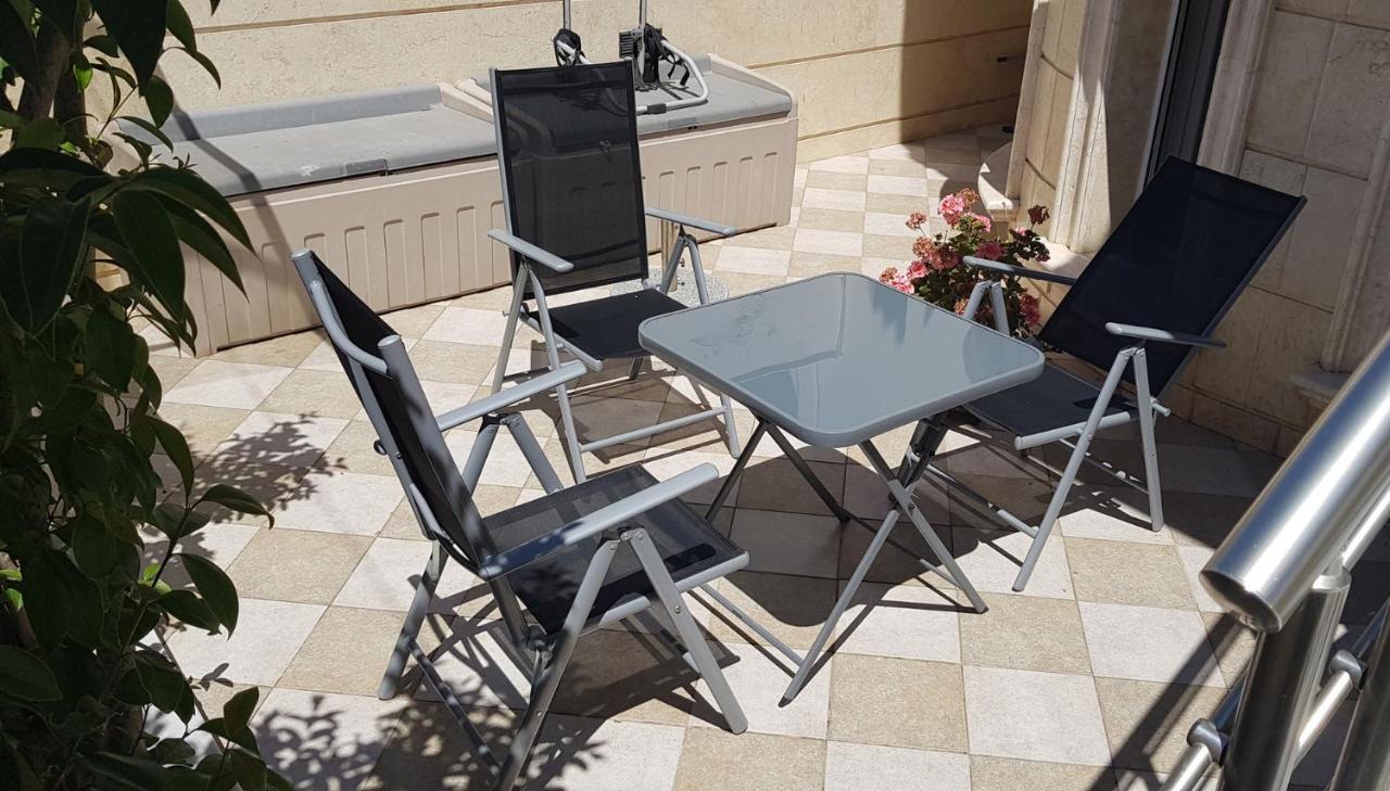 Renovated Lovely Apartment Near Airport & Sea Porto Rafti Exterior photo