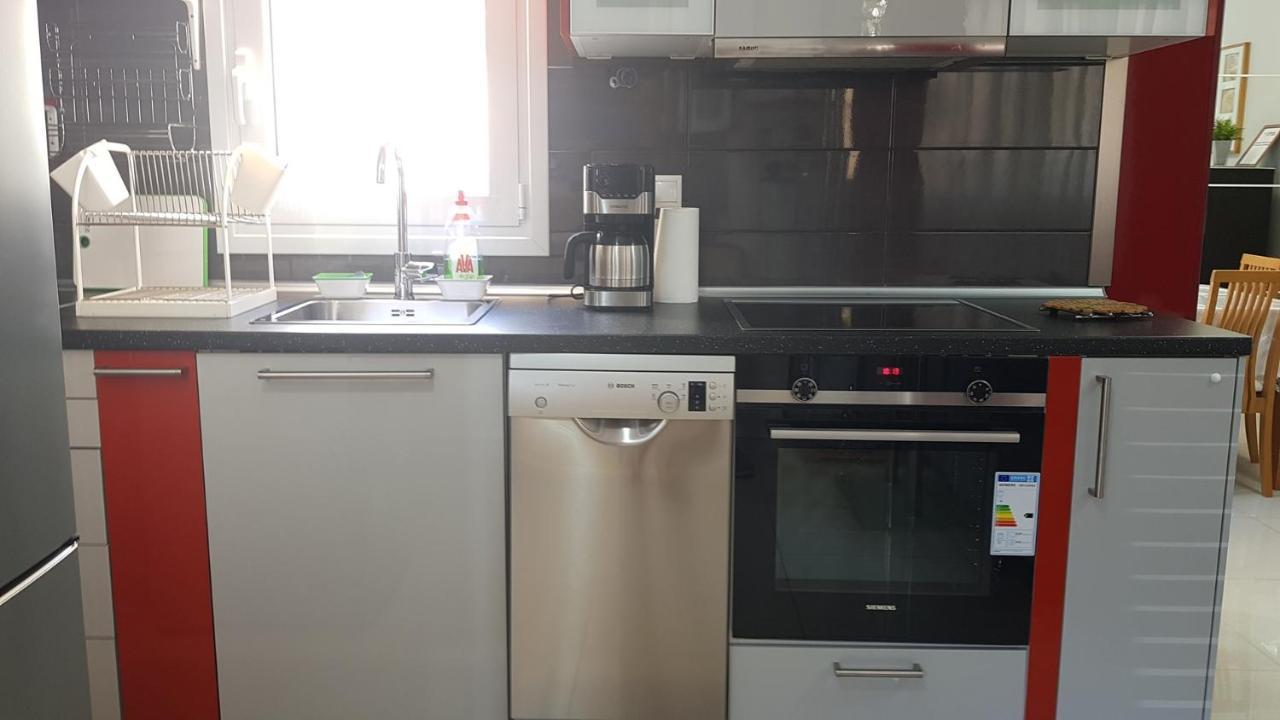 Renovated Lovely Apartment Near Airport & Sea Porto Rafti Exterior photo